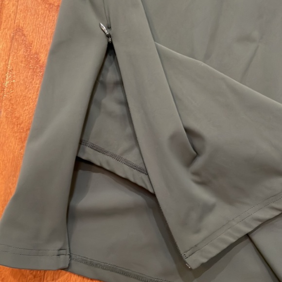 FLX Extra Small Green Activewear Dress with Shorts with Pockets No Pads Stretch - Picture 13 of 15